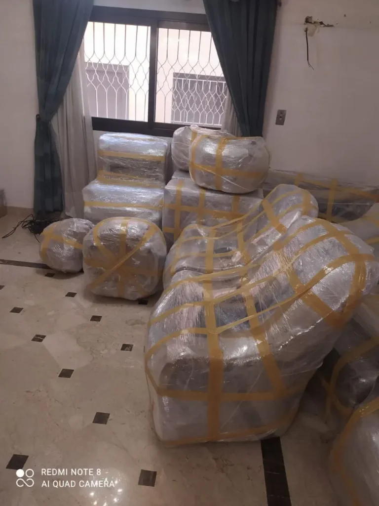 نجار و محترفيين في فك وتغليف شركه نقل عفش بحي حطين